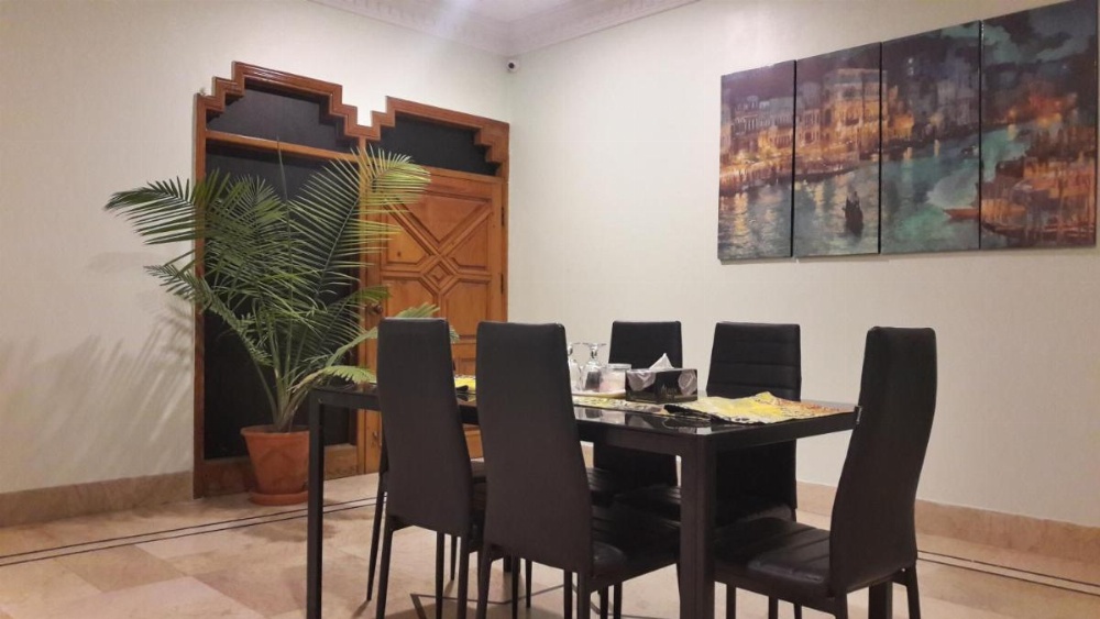 Room image 3